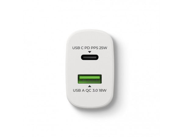 Polnilec / adapter USB-A / USB-C, 25 W
