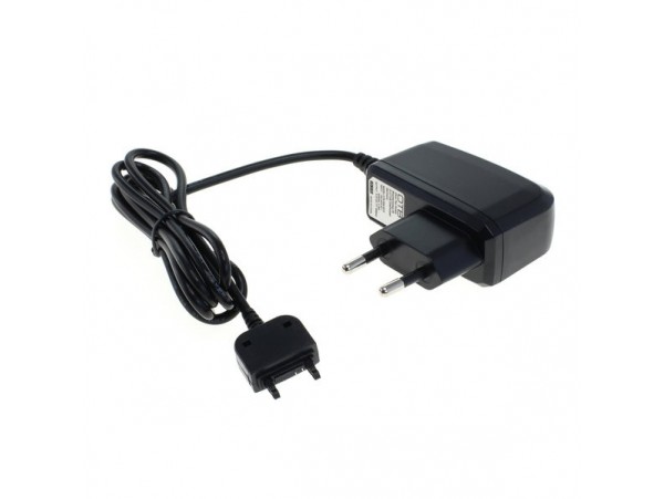Polnilec za telefone Sony Ericsson C510 / R300 / T700 / W980