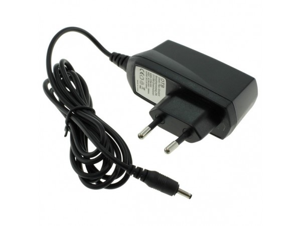 Polnilec za telefone Motorola C155 / C200 / Nokia 3110 / 8110 / Siemens S6